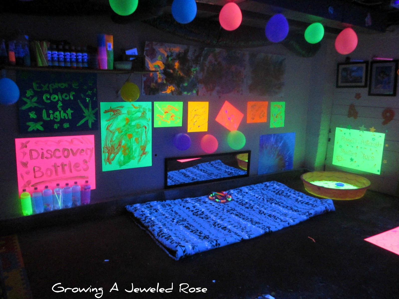 glow play glow play
